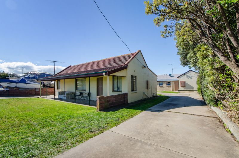 1-3/10 Bell Street Port Macdonnell SA, Port Macdonnell - Thumbnail 3
