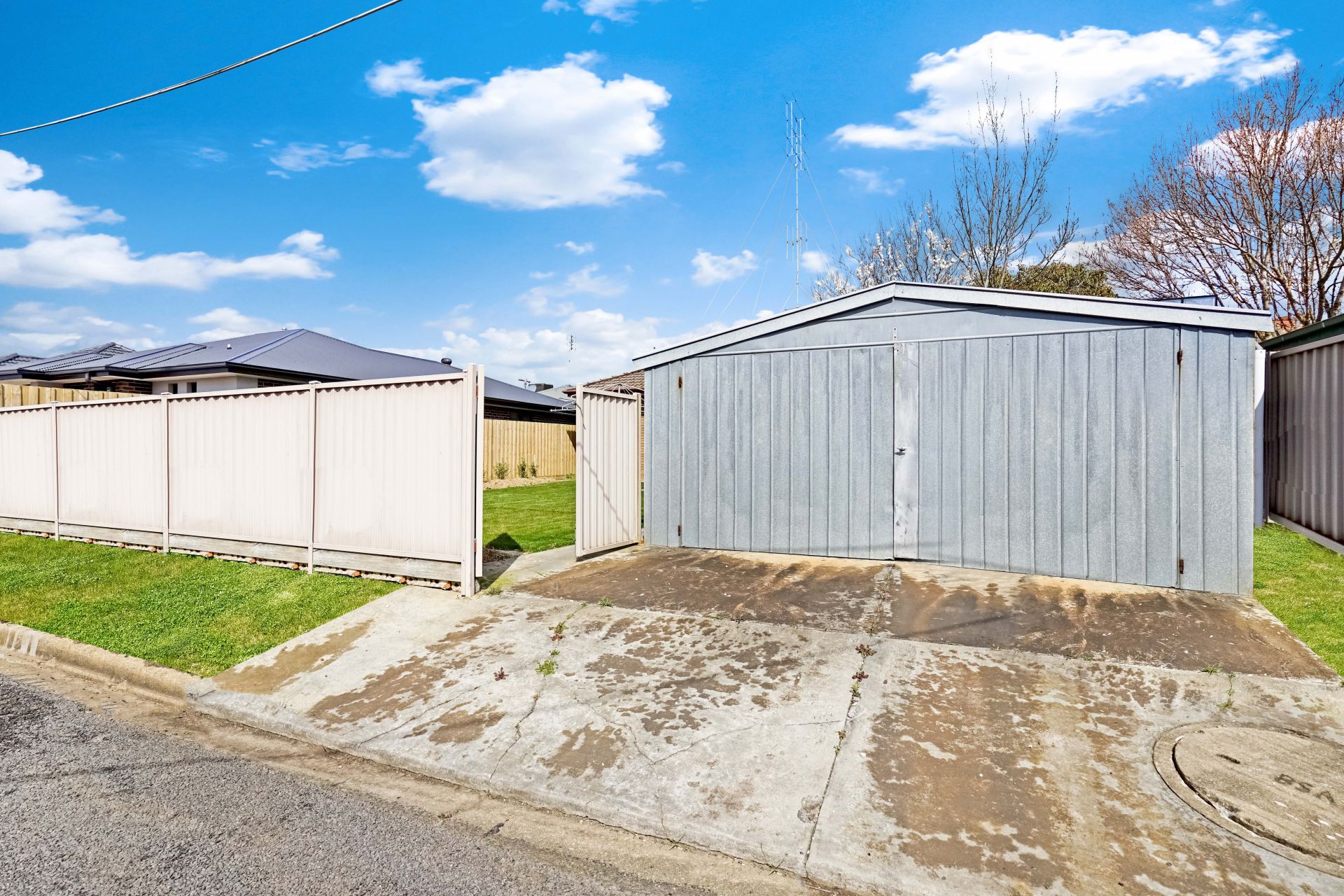 2 Adela Street, Wendouree, Wendouree, Wendouree - Thumbnail 2
