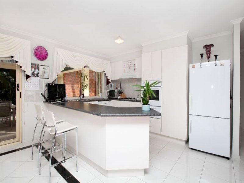 218 Westwood Drive, Burnside - Thumbnail 3