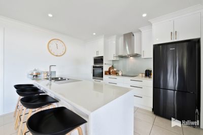 16 Washington Drive, Stony Rise, Stony Rise - Thumbnail 6