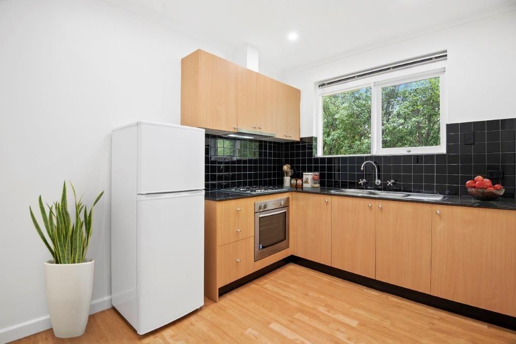 ****Super spacious 1 bedroom apartment**