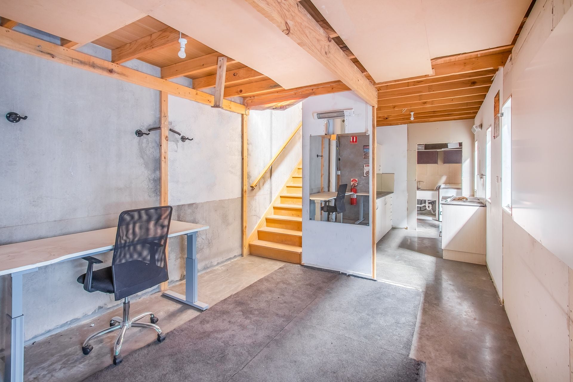 Quality Office Space & Warehouse!