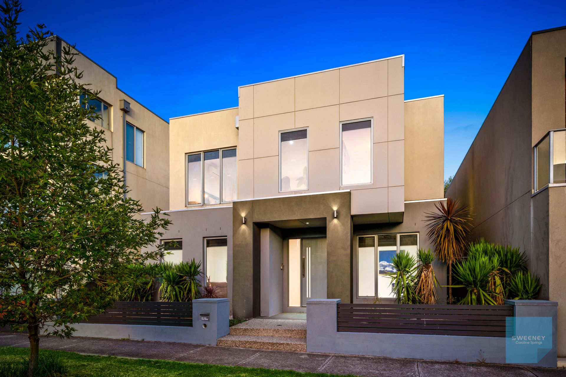 174 The Esplanade, Caroline Springs - Thumbnail 2