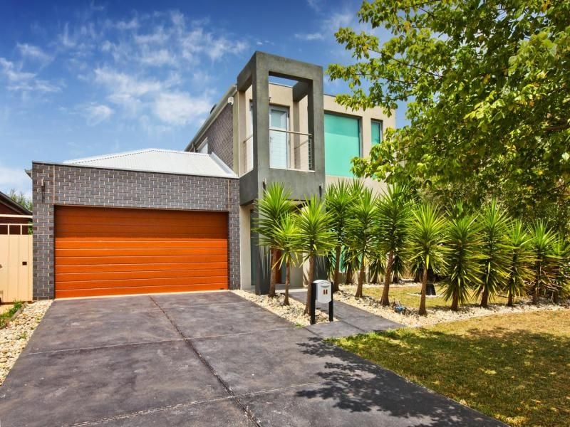 10 Calthorpe Green, Caroline Springs - Thumbnail 2