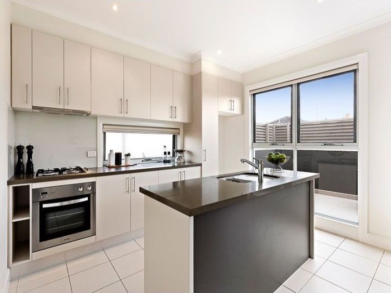 Stylish and Perfectly Positioned!!!