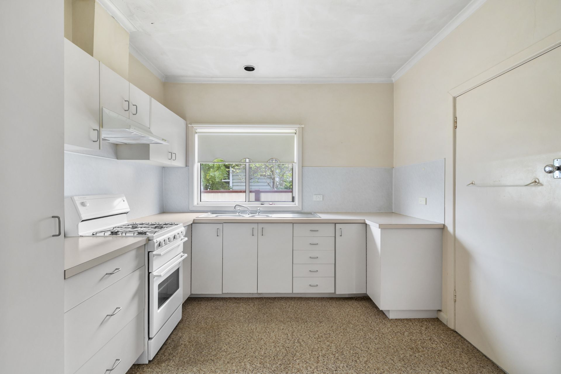1229 Norman Street Wendouree VIC, Wendouree - Thumbnail 4