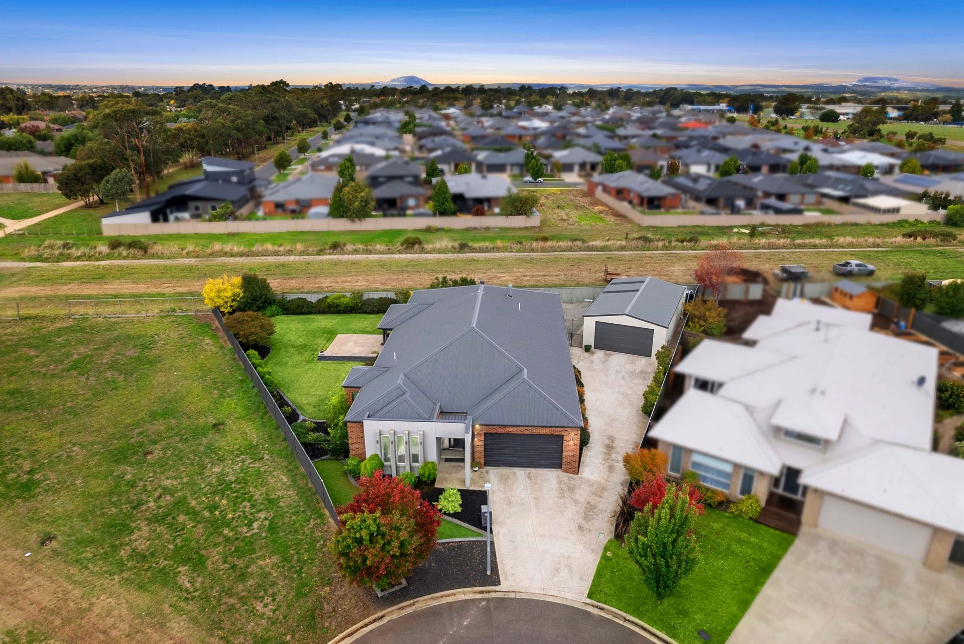 9 Montadale Court Alfredton VIC, Alfredton - Thumbnail 3