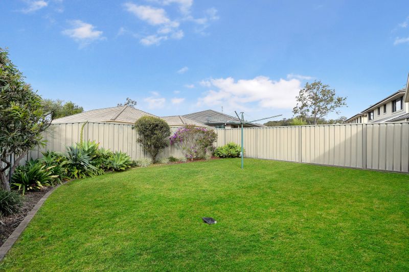 Real Estate For Sale 71 Clydesdale Street Wadalba , NSW