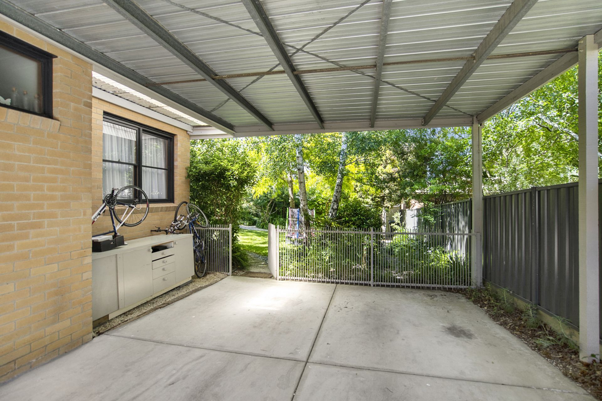726 Wilson Street, Canadian, Canadian, Canadian - Image 1