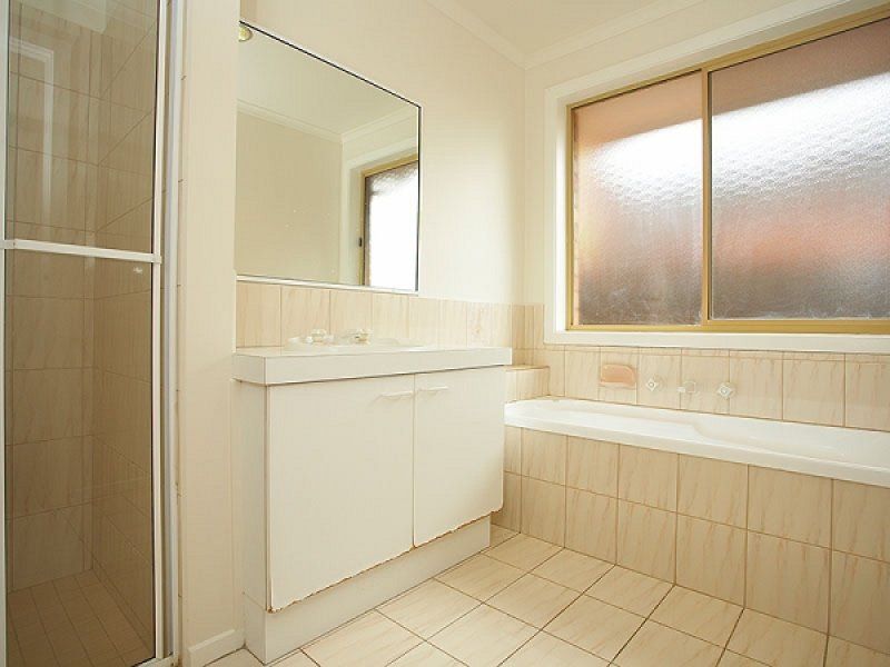 327 Victoria Street, ALTONA MEADOWS, Altona Meadows - Thumbnail 7