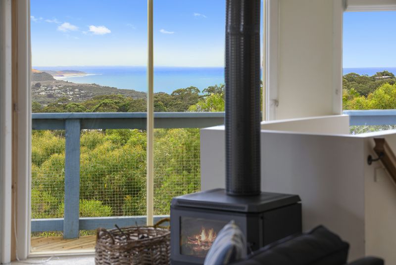 17 Pickworth Drive, Anglesea, VIC, Anglesea - Thumbnail 2