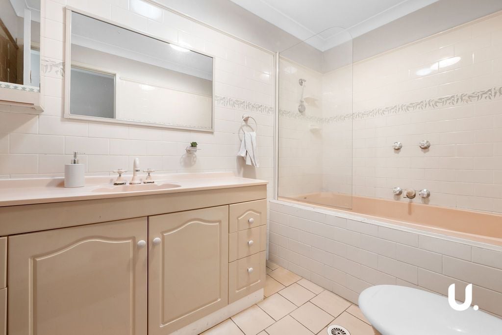 South Windsor 1/95B Mileham Street
