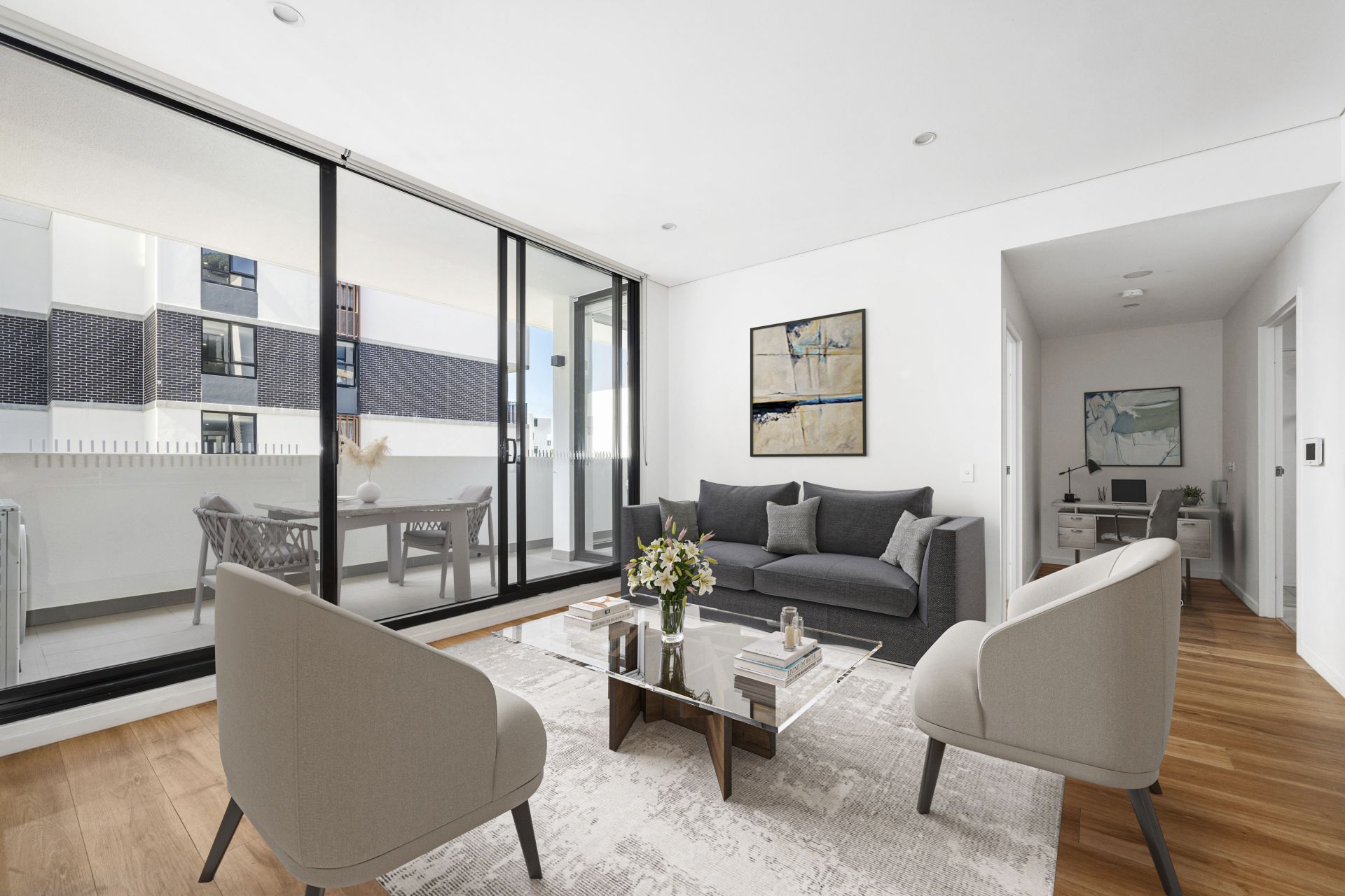 305/1 Pinnacle Street, Miranda, Miranda - Thumbnail 2