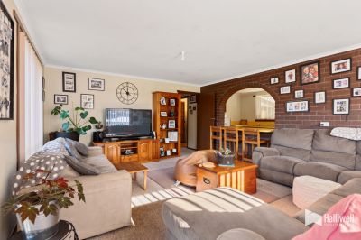 3
 
 
 
  
 
 
 1
 
 
 
  
 
 
 1
 
 
 
 
 
 
 
 33 Jarrod Court, Devonport TAS 7310, Devonport - Thumbnail 6