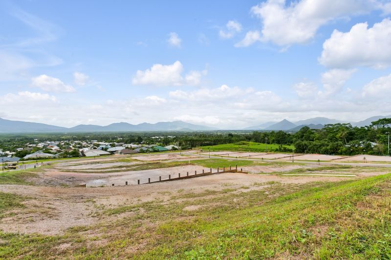 404/ Gallery Drive, Mount Sheridan