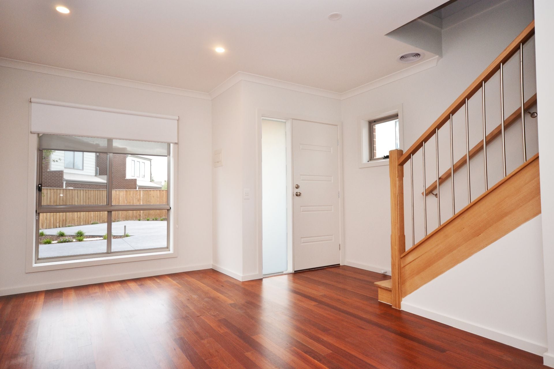3 BEDROOM TOWNHOUSE