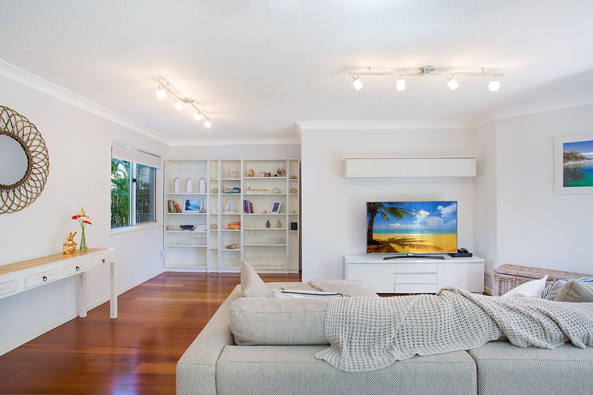 3/10 Rosewood Avenue Broadbeach QLD, Broadbeach - Thumbnail 3