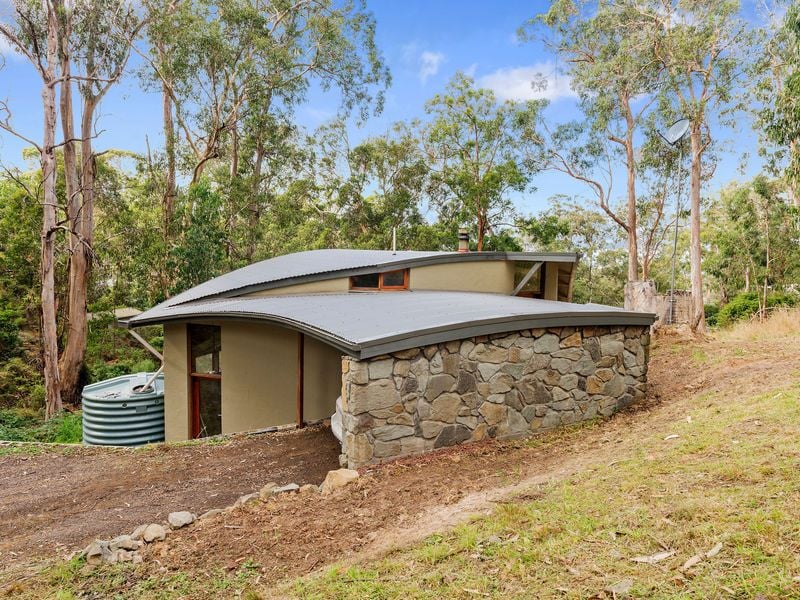 4 Ferny Grove, Kennett River - Thumbnail 2