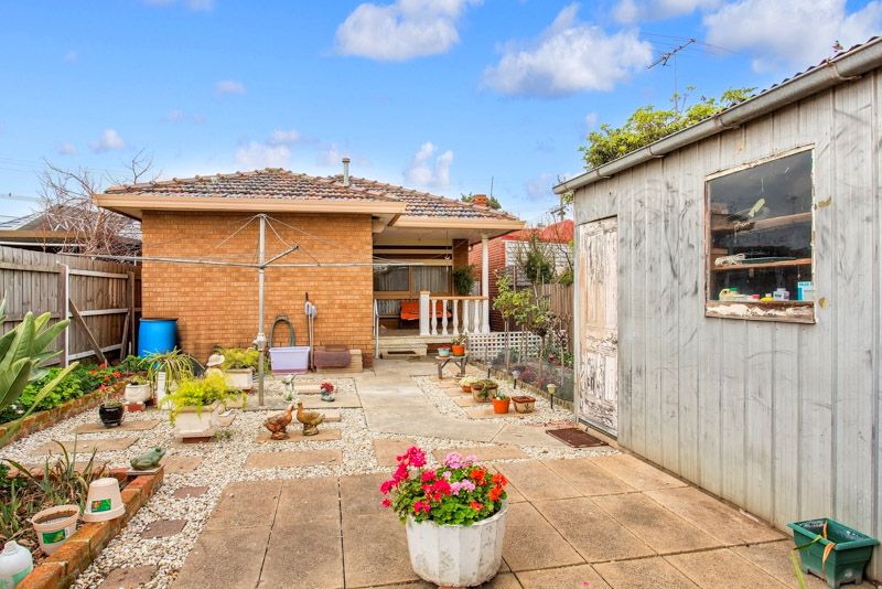 102 Creswick Street, Footscray - Thumbnail 6