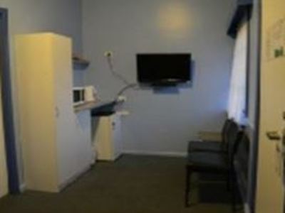 MOTEL FOR SALE– CENTRAL WEST TOWN CENTRE