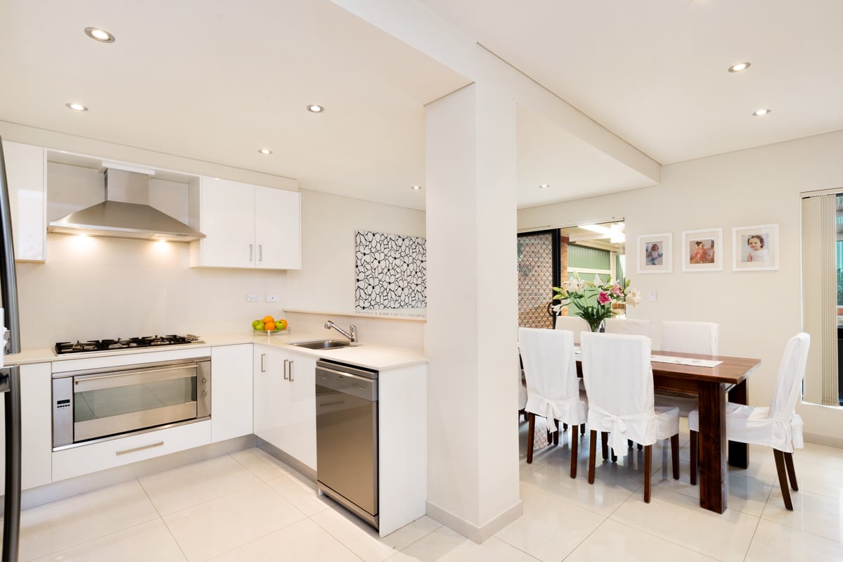 2/59 Cronulla Street, CARLTON, Carlton - Thumbnail 3