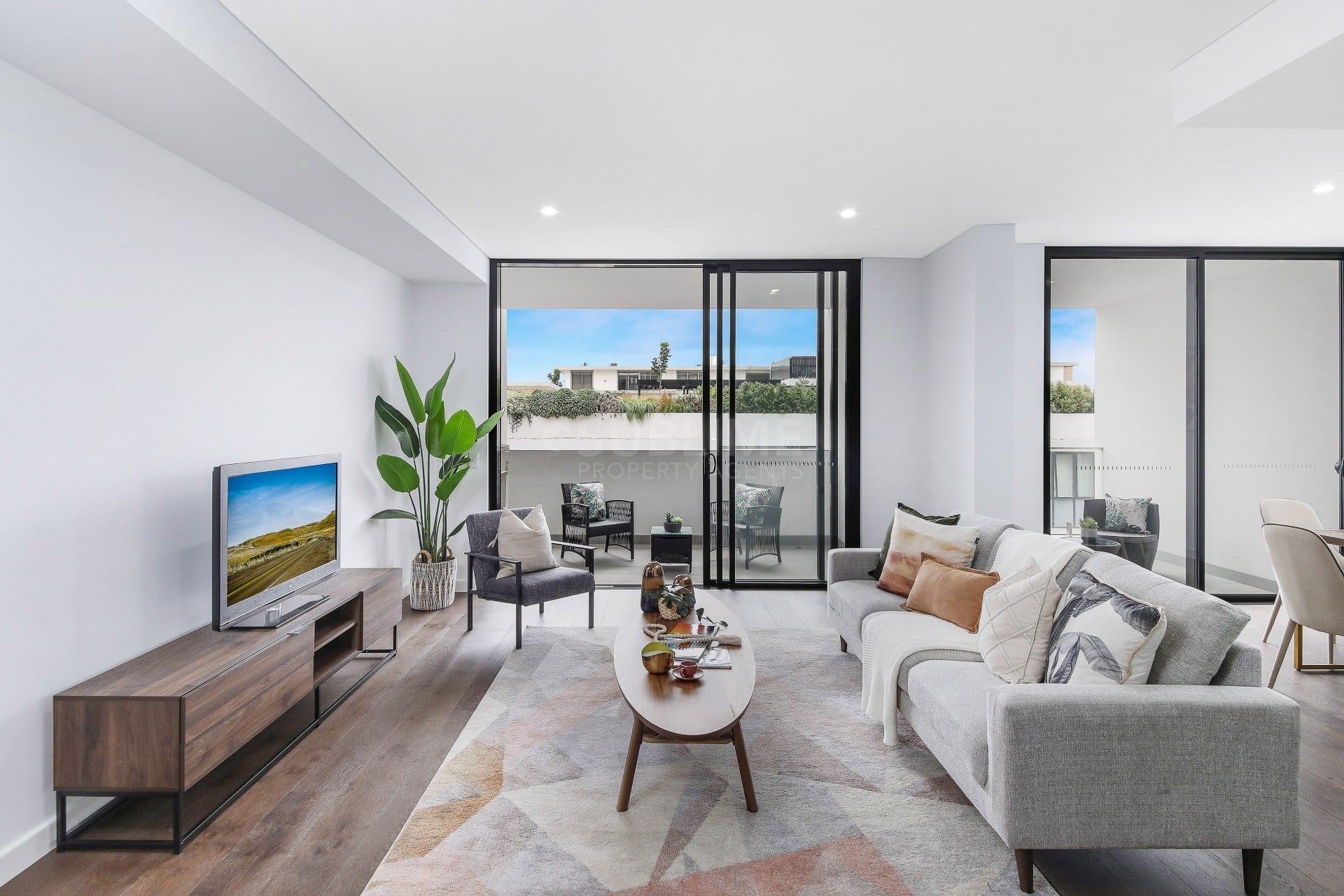 401/55 Princes Hwy, ST PETERS, St Peters - Thumbnail 2