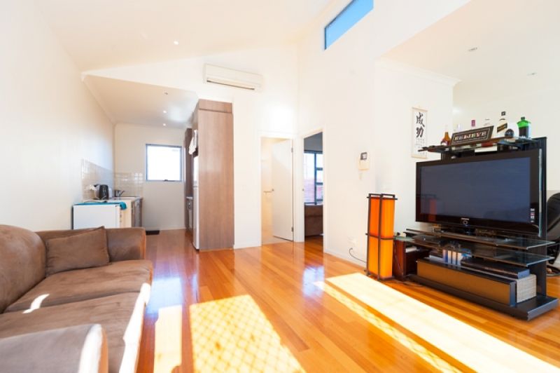 1/10 Rosamond Road, Footscray - Thumbnail 5