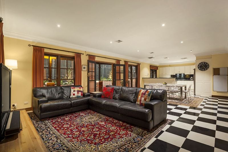 15A Hawthorn Glen, Hawthorn - Thumbnail 4