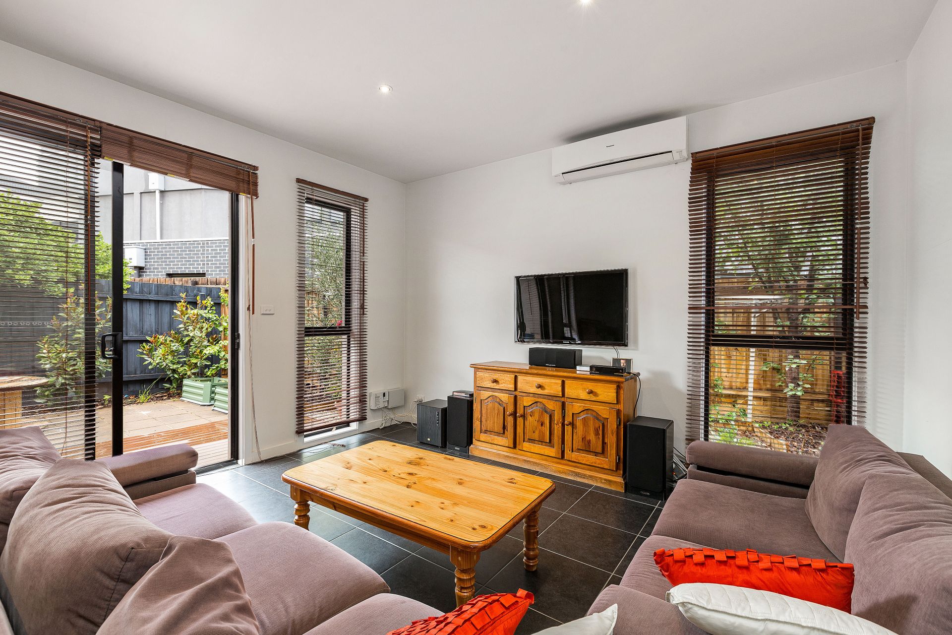 3/7 Ormond Road, West Footscray - Thumbnail 4