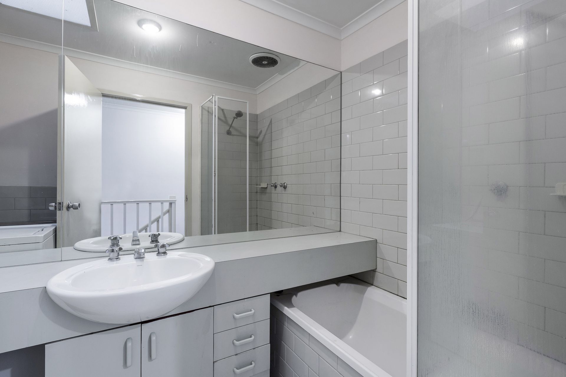 33/2-4 Ballarat Road, Footscray - Thumbnail 4