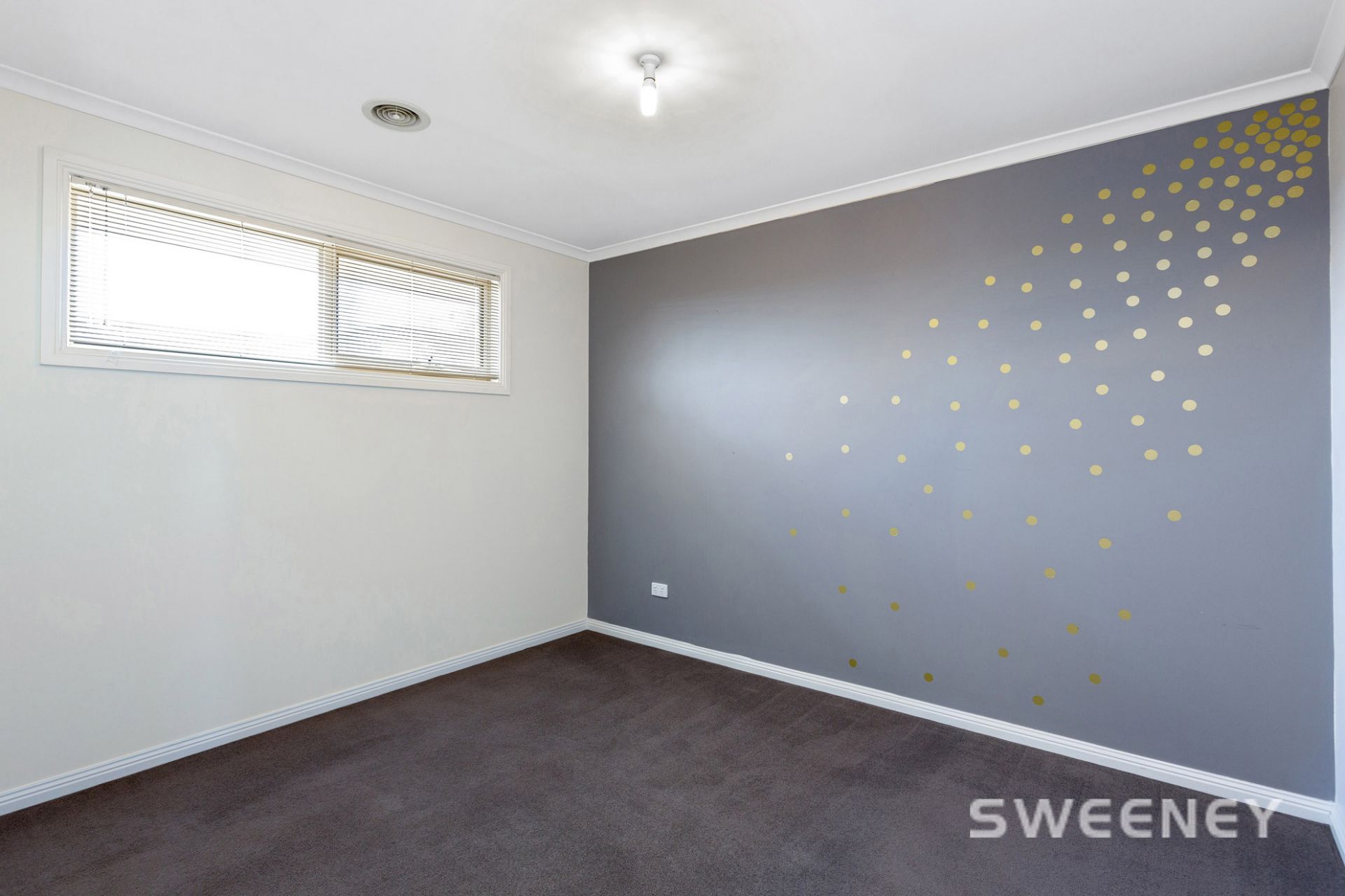 15 Hopetoun Court, Altona Meadows - Thumbnail 8