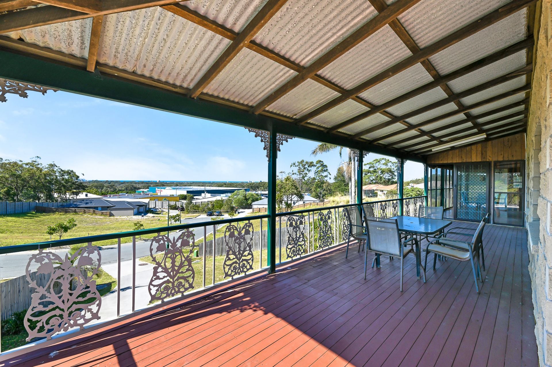 10 Sea Breeze Place Little Mountain QLD, Little Mountain - Thumbnail 3