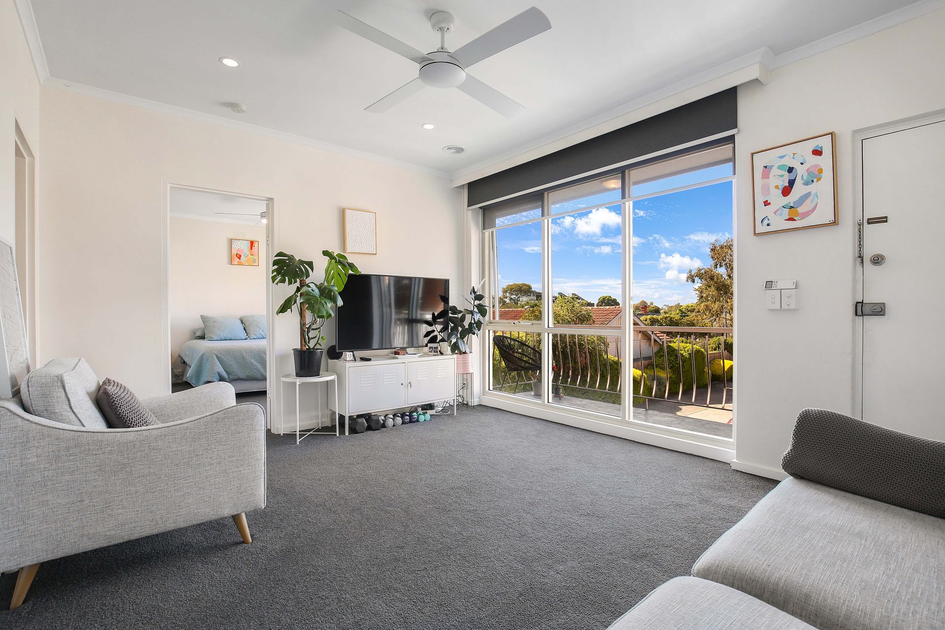 Modern 2-Bedroom Apartment for Lease