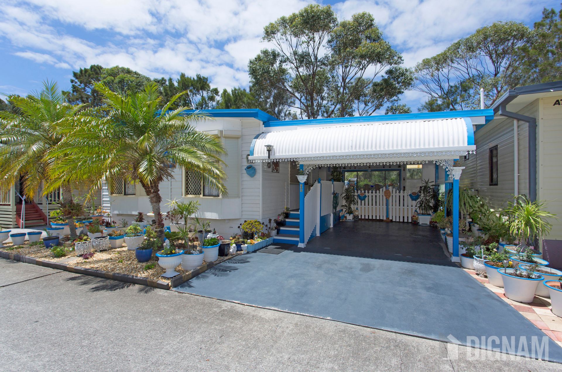 Sold property 300000 for 245 Wollongong Surf Leisure Resort