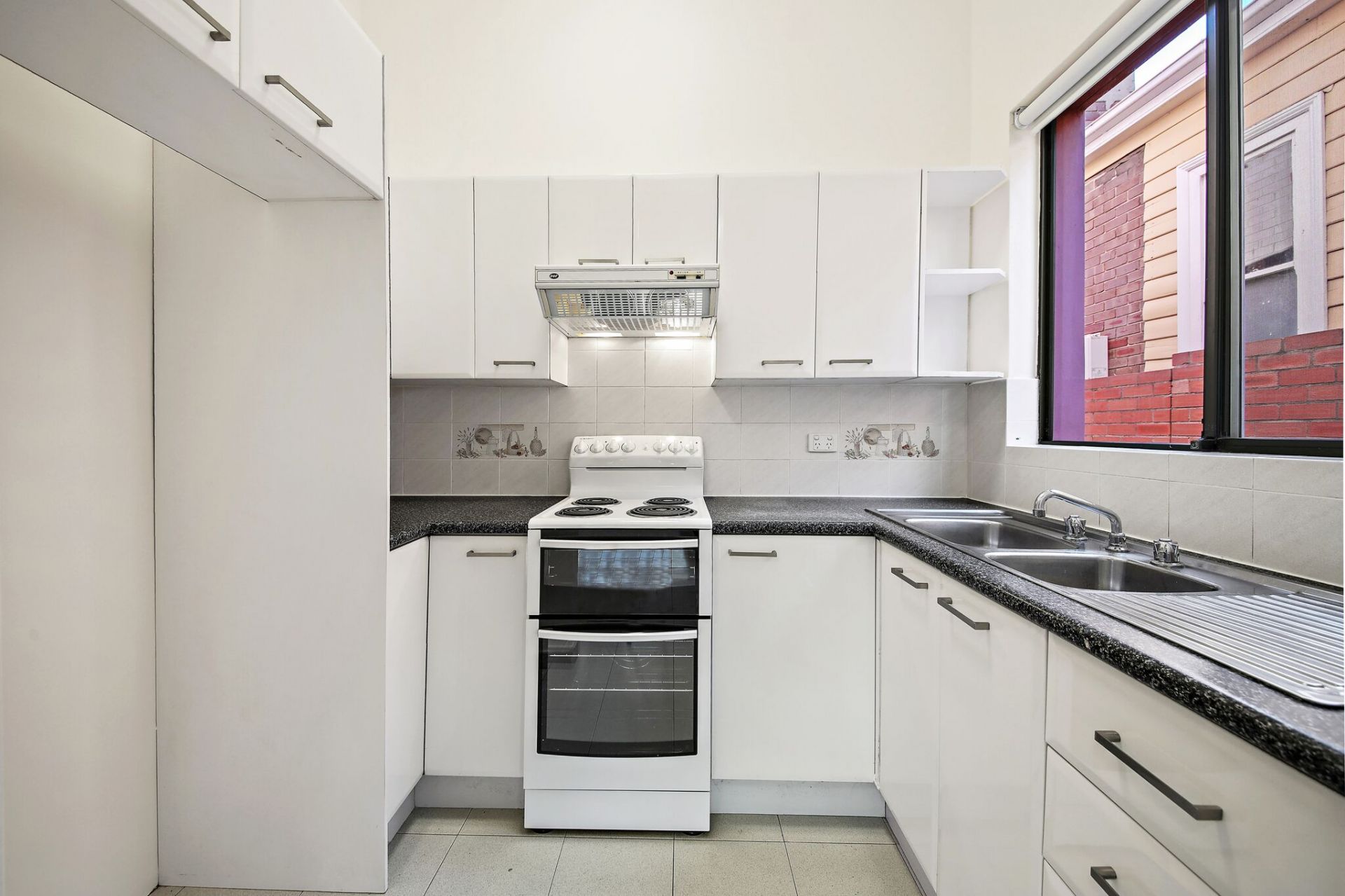 Sunny Renovated Duplex with Lock up Garage