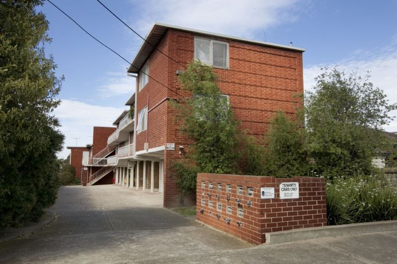 4/35 Hampton Parade, West Footscray - Thumbnail 2
