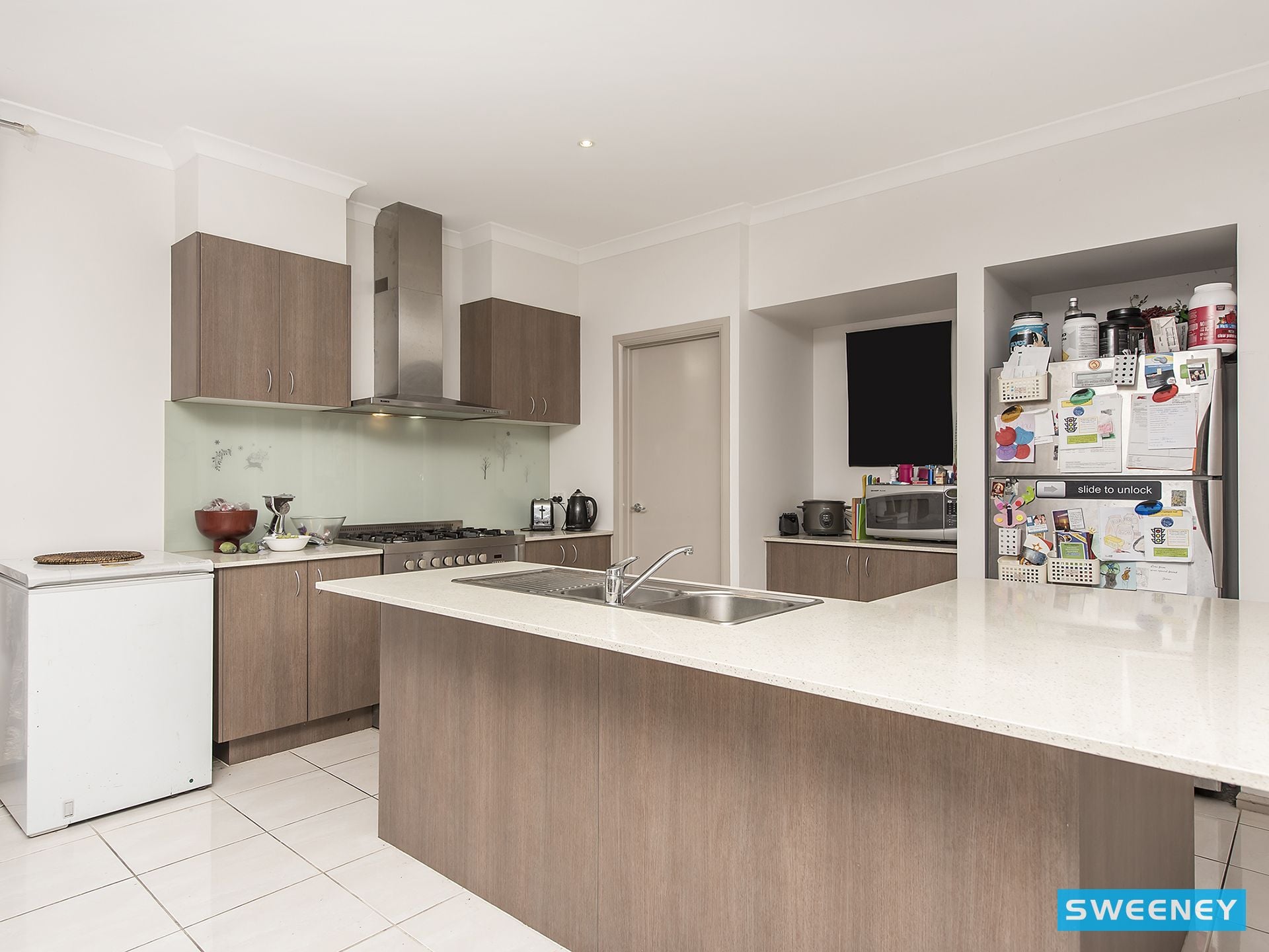 20 Maranoa Grove, Caroline Springs - Thumbnail 5