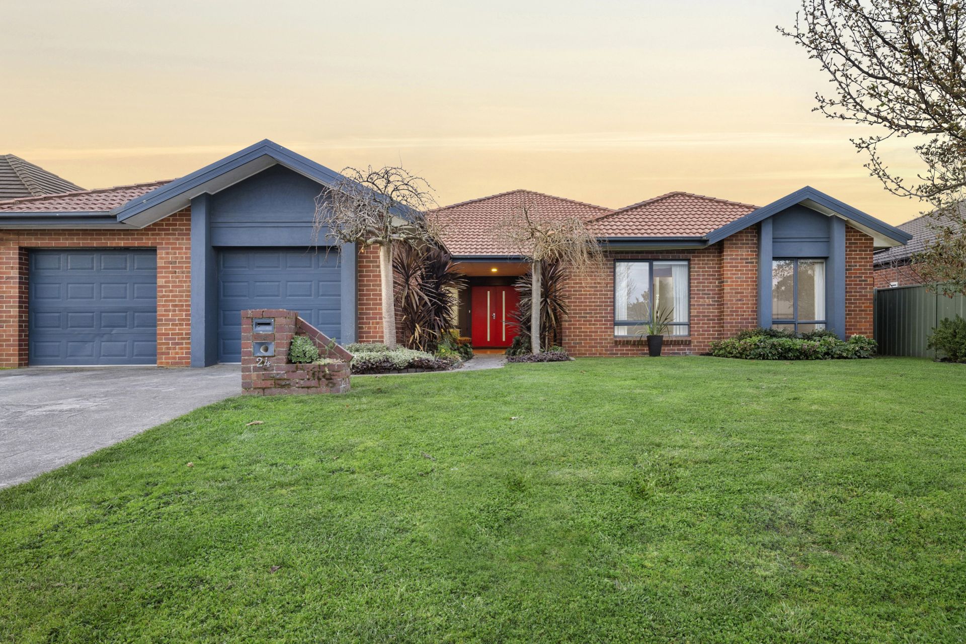 24 St Swindons Avenue, Lake Gardens, Lake Gardens - Thumbnail 3