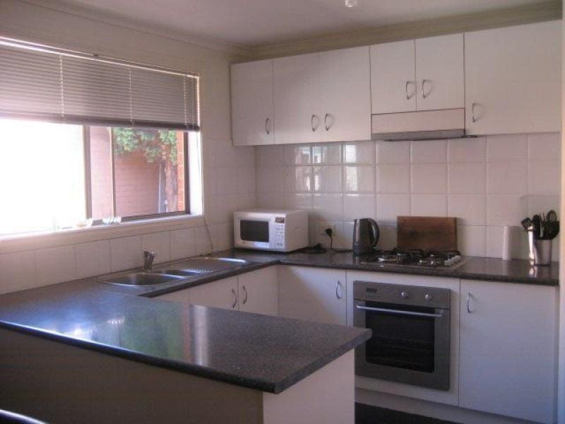 BEAUTIFULLY PRESENTED & RENOVATED HOME !!!