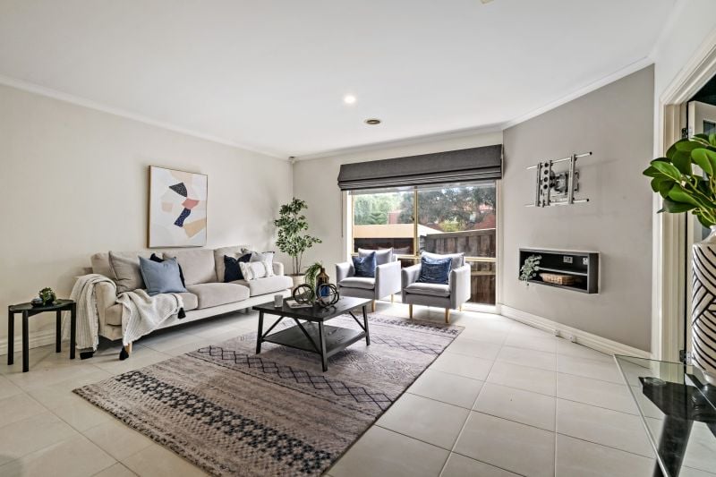 1 Wingspan Avenue, South Morang