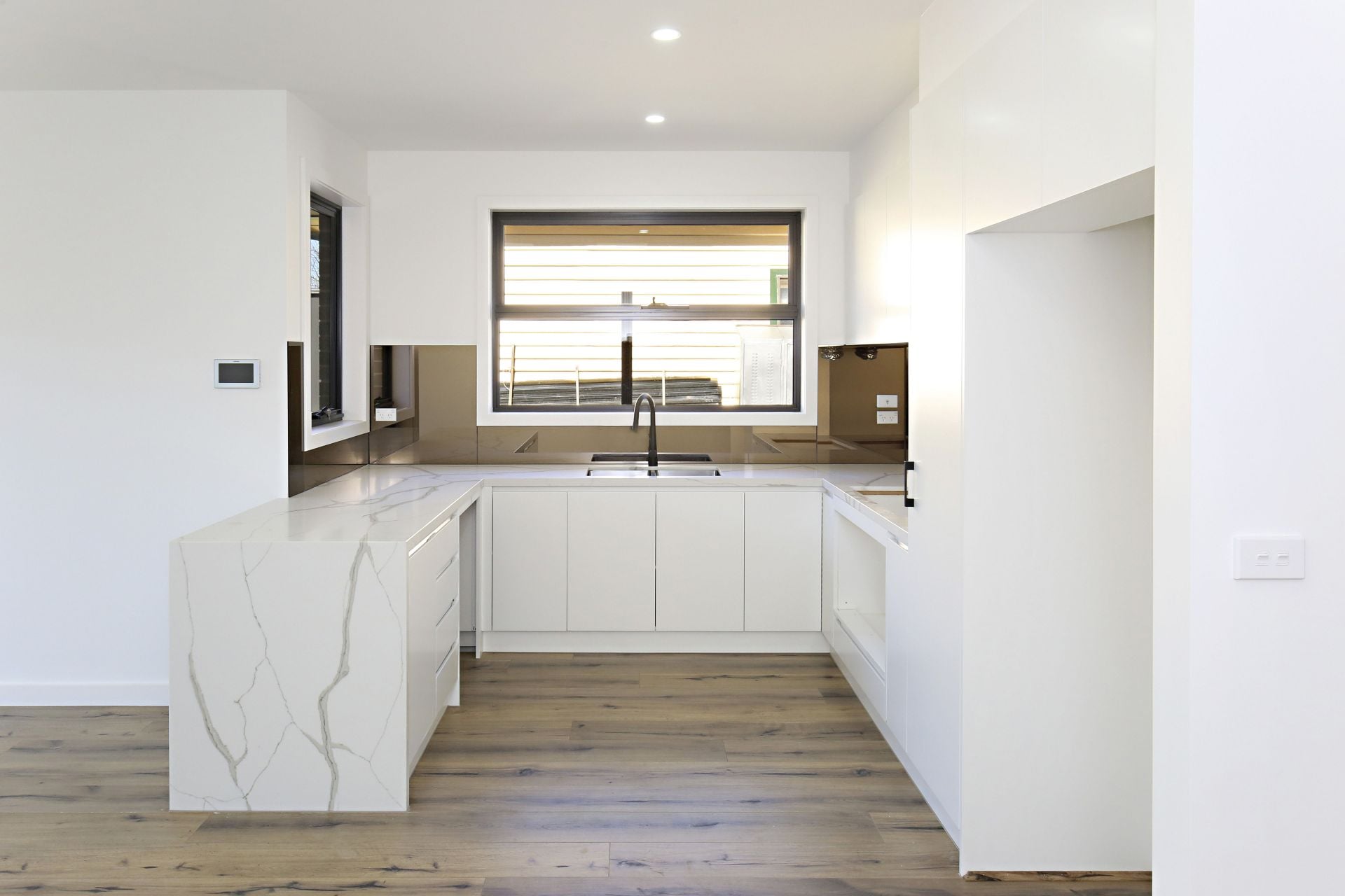 As New boutique townhouse!