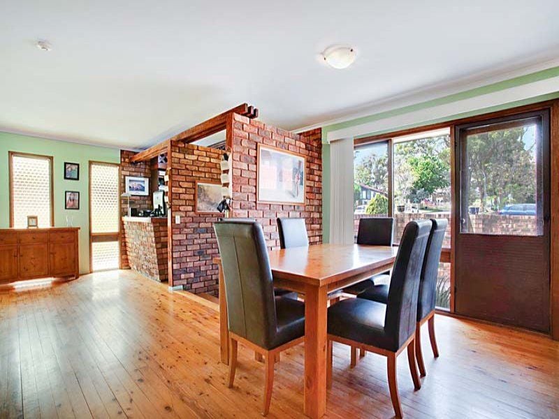 Real Estate For Sale 7 Aldinga Place Bradbury , NSW