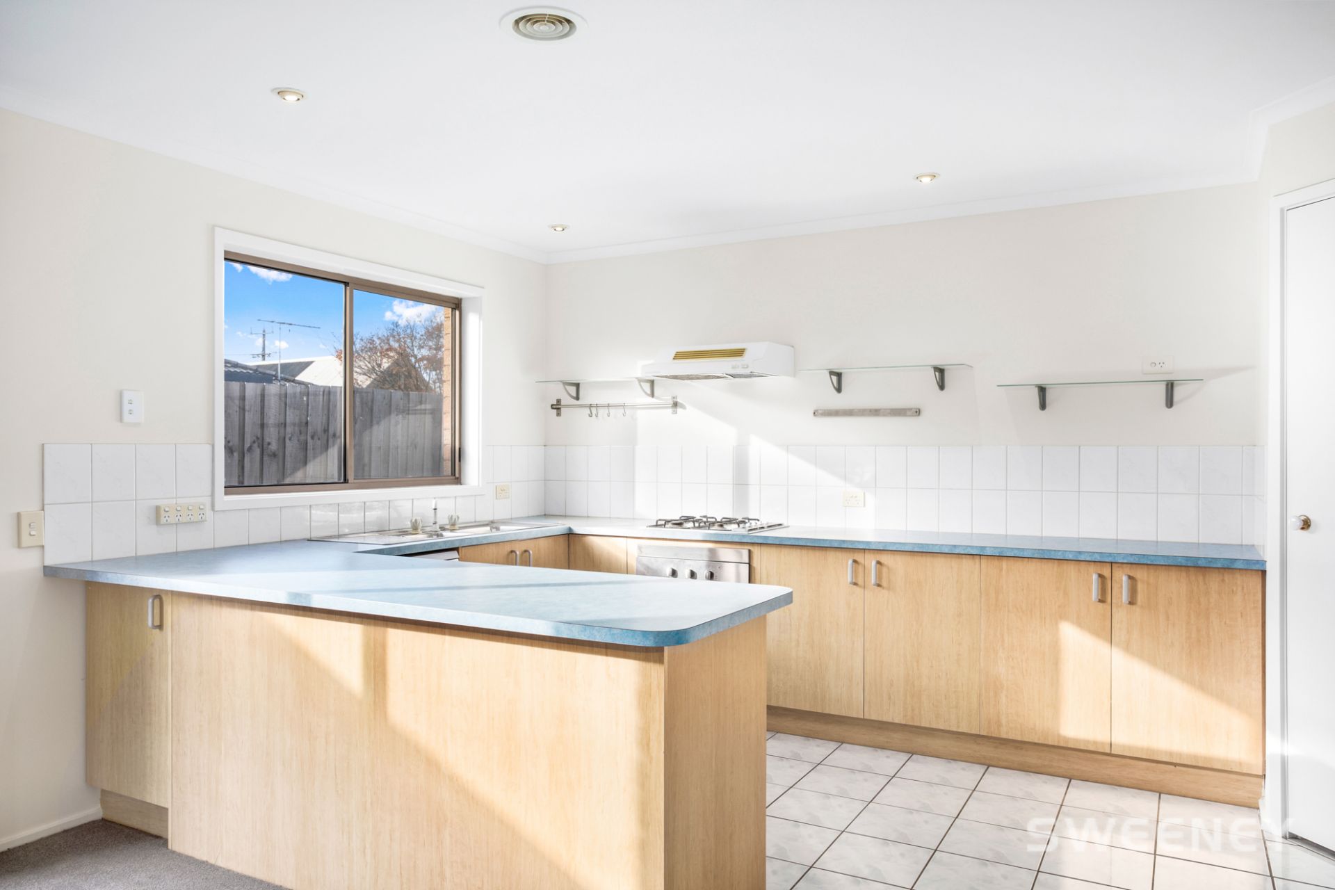 1 Plenty Court, Altona Meadows - Thumbnail 5