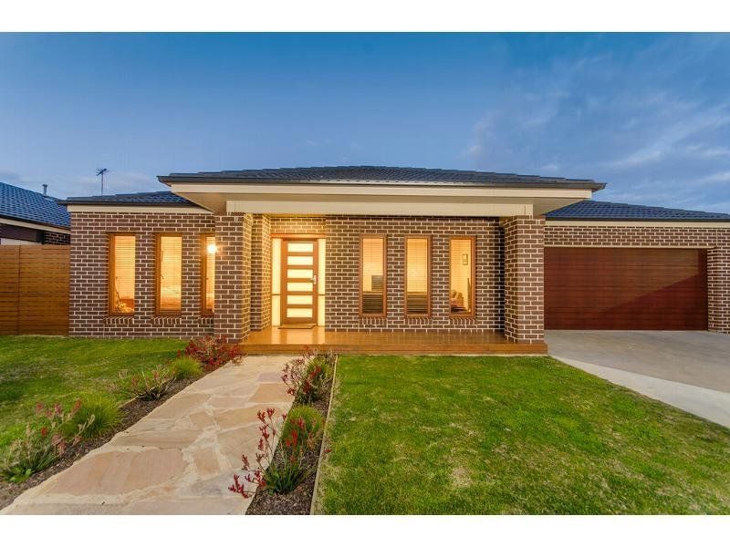 8 Mowbray Drive OCEAN GROVE VIC, Ocean Grove - Thumbnail 3