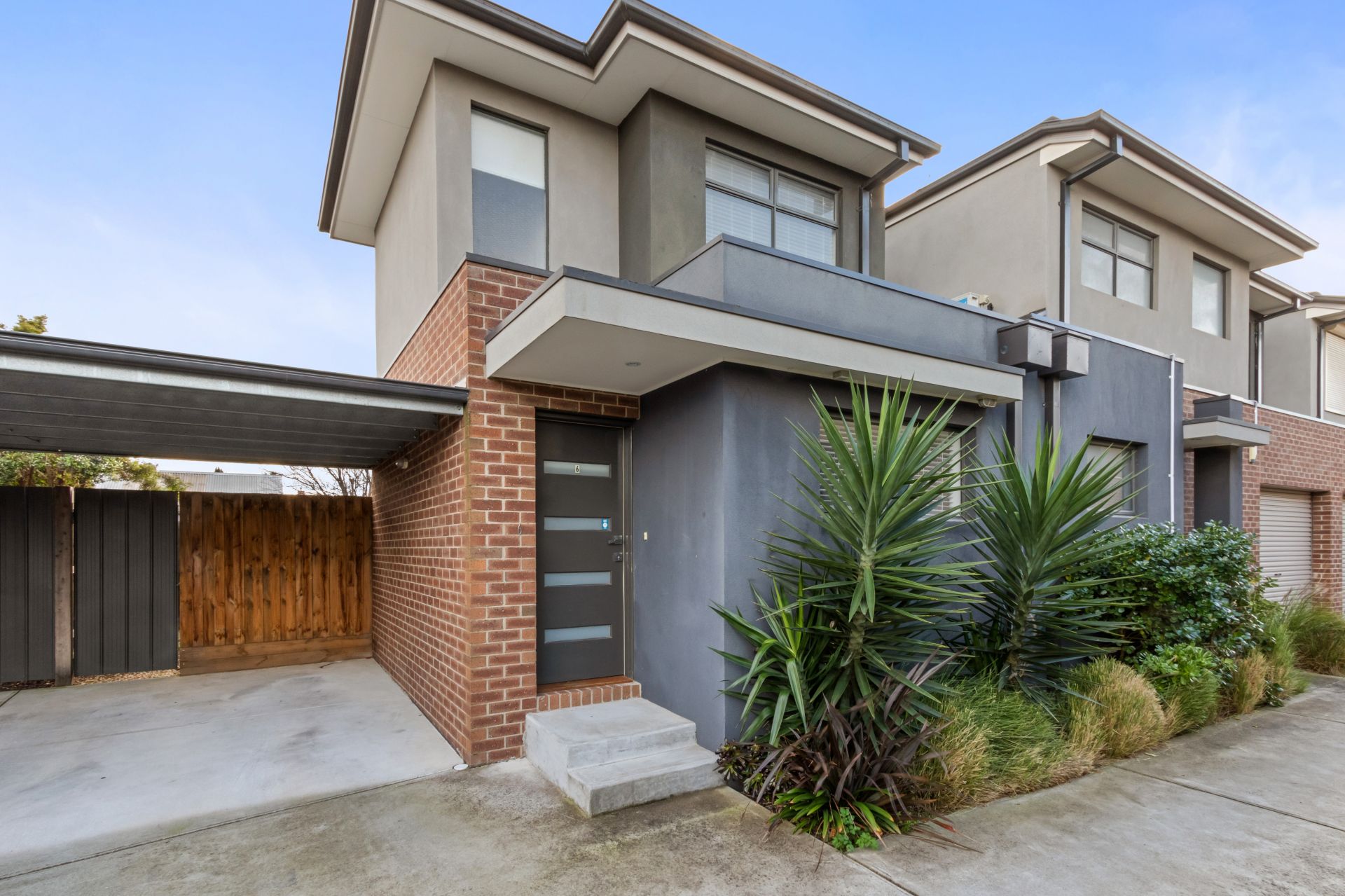 Real Estate For Lease 6/35 Broughton Avenue Reservoir , VIC