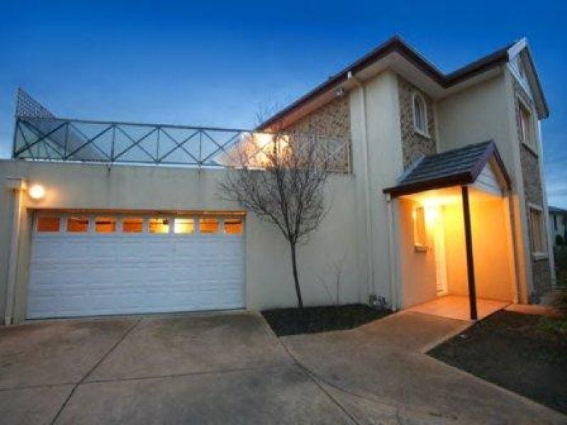 3/84 Lakeside Drive, Sanctuary Lakes - Thumbnail 3