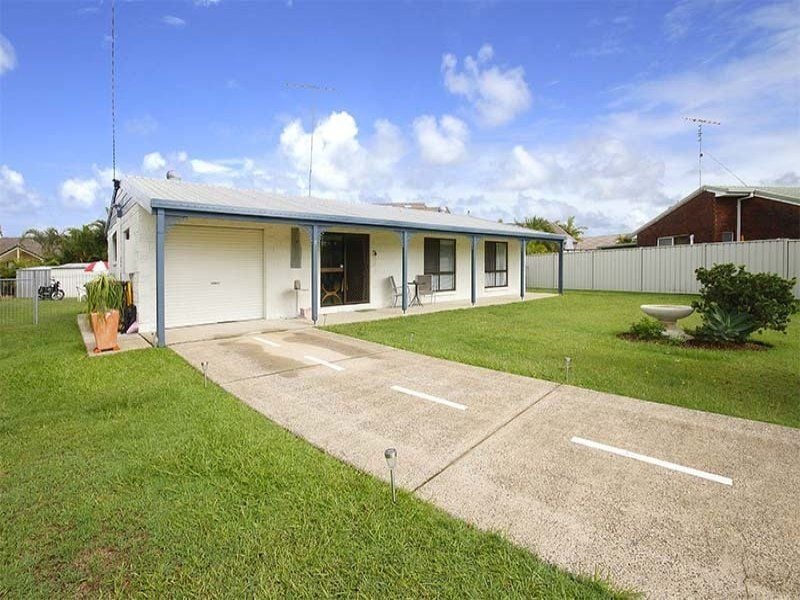 4 Terrara Court MAROOCHYDORE QLD, Maroochydore - Thumbnail 2