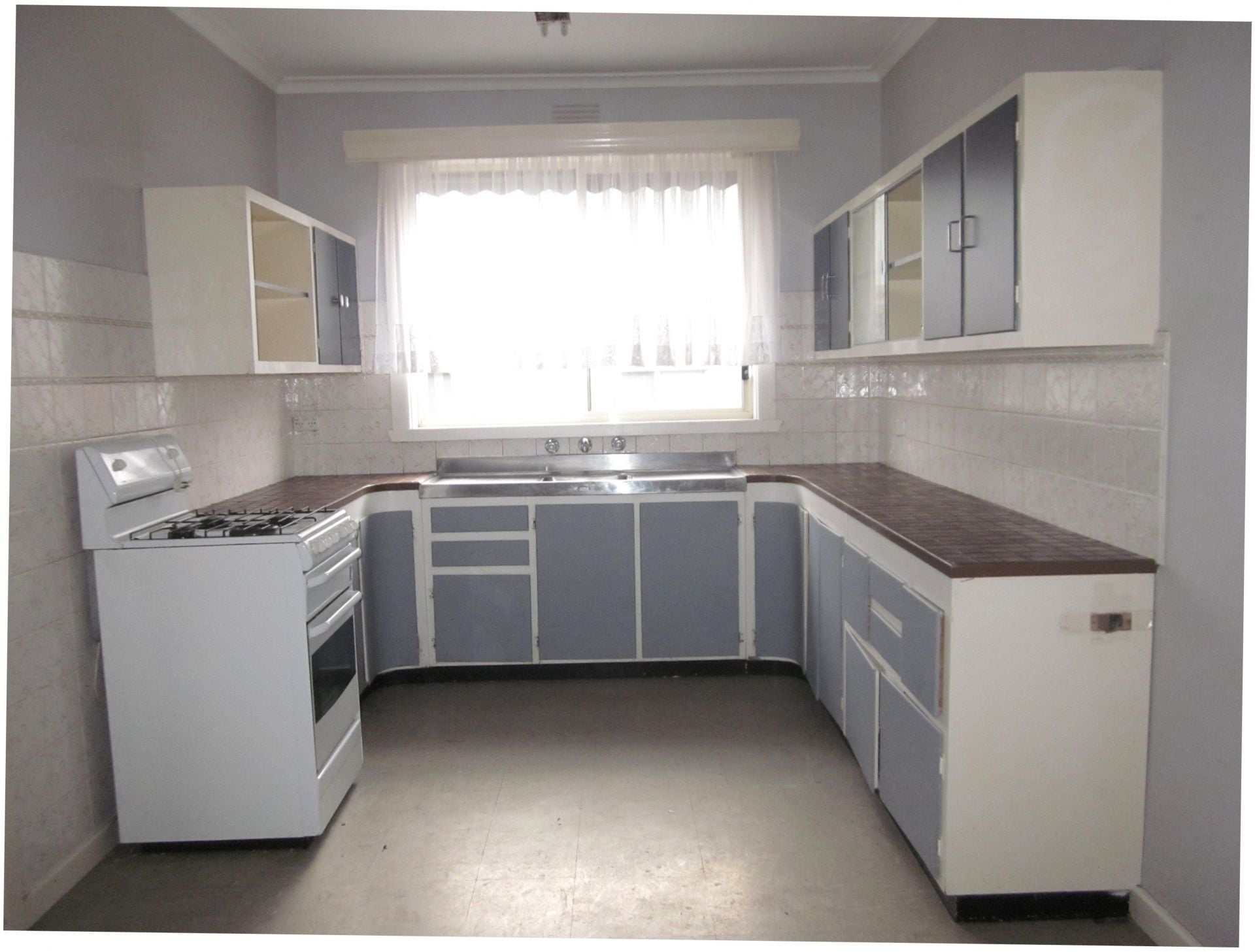 GREAT LOCATION, WELL PRESENTED & A BIG BACKYARD!  * Insp Tues 13th Feb @ 4:40pm*