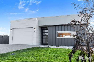 3
 
 
 
  
 
 
 2
 
 
 
  
 
 
 1
 
 
 
 
 
 
 
 14 Hugo Court, Ulverstone TAS 7315, Ulverstone - Thumbnail 5