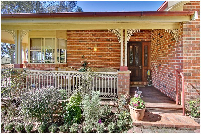 16 Pamela Crescent, Bowen Mountain - Thumbnail 8